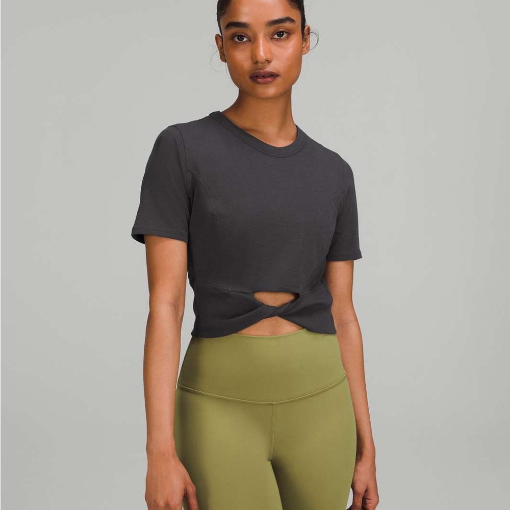 Lululemon Cropped Ribbed Cut Out T-Shirt